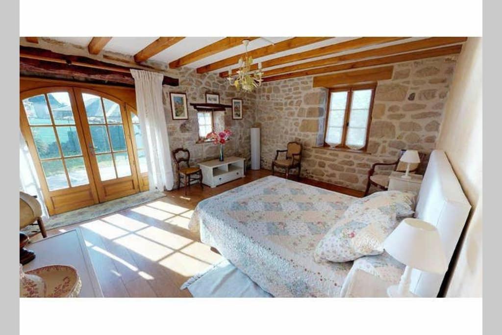 Sarran La Grange De Salvaneix Gite Pour 15 Personnes 7 Chambres Avec 6 Sdb-6Wc מראה חיצוני תמונה