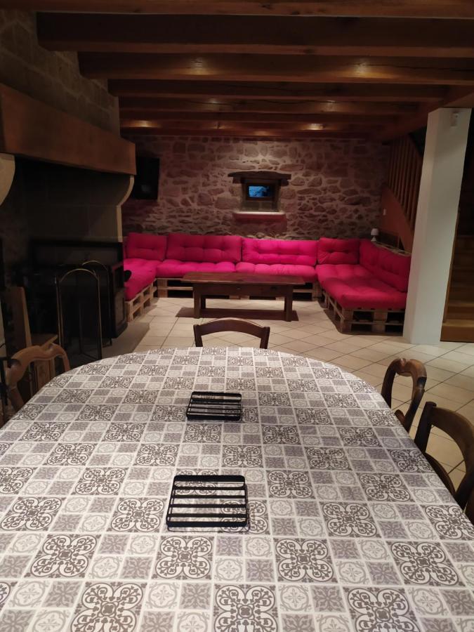 Sarran La Grange De Salvaneix Gite Pour 15 Personnes 7 Chambres Avec 6 Sdb-6Wc מראה חיצוני תמונה