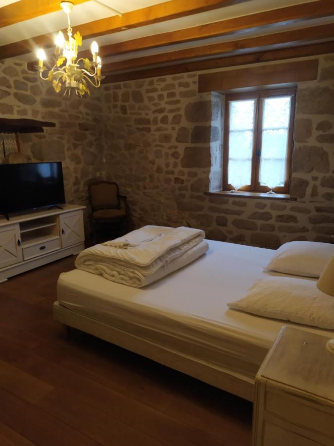 Sarran La Grange De Salvaneix Gite Pour 15 Personnes 7 Chambres Avec 6 Sdb-6Wc מראה חיצוני תמונה
