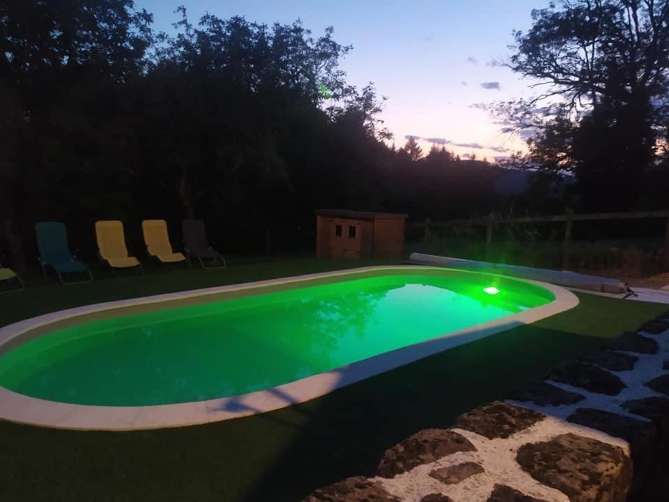 Sarran La Grange De Salvaneix Gite Pour 15 Personnes 7 Chambres Avec 6 Sdb-6Wc מראה חיצוני תמונה